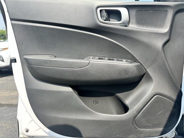 Photo of 2020 Ceramic White Hyundai VENUE