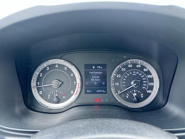 Photo of 2020 Ceramic White Hyundai VENUE