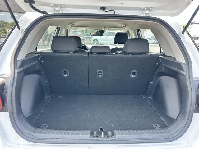Photo of 2020 Ceramic White Hyundai VENUE