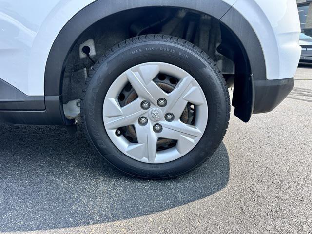 Photo of 2020 Ceramic White Hyundai VENUE