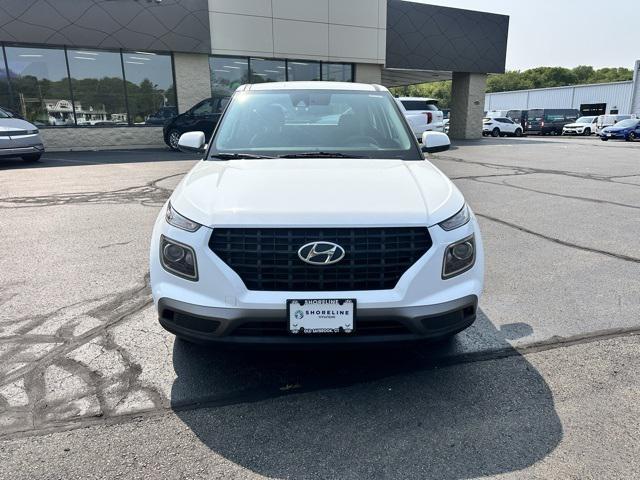 Photo of 2020 Ceramic White Hyundai VENUE