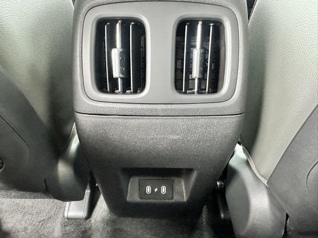 Photo of 2025 Phantom Black Hyundai SANTA CRUZ