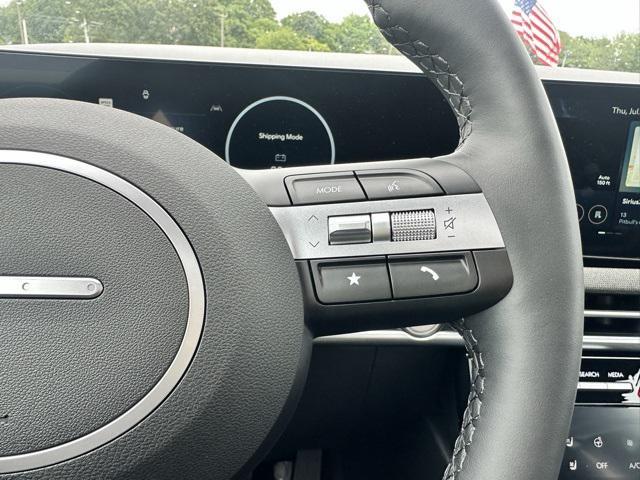 Photo of 2025 Phantom Black Hyundai SANTA CRUZ