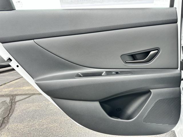 Photo of 2025 Serenity White Hyundai ELANTRA