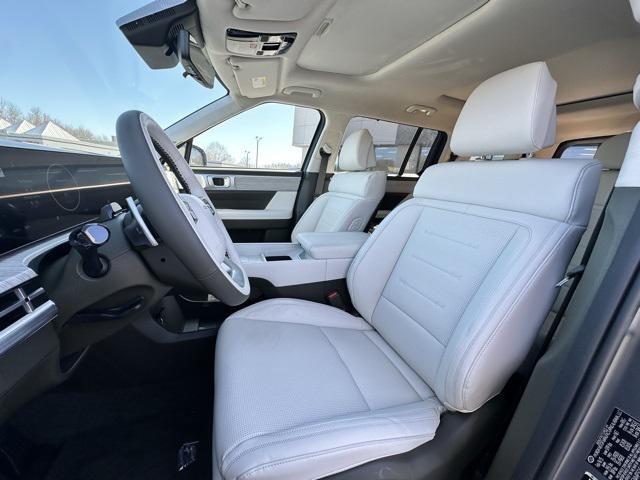 Photo of 2025 Serenity White Hyundai SANTA FE HEV