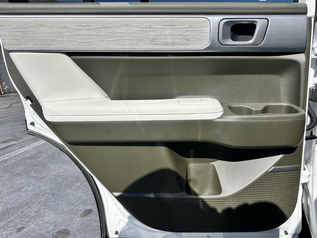Photo of 2025 Serenity White Hyundai SANTA FE HEV