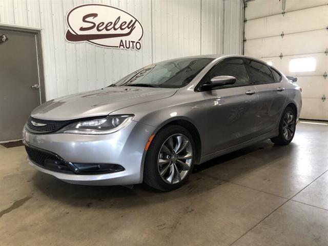2016 Chrysler 200
