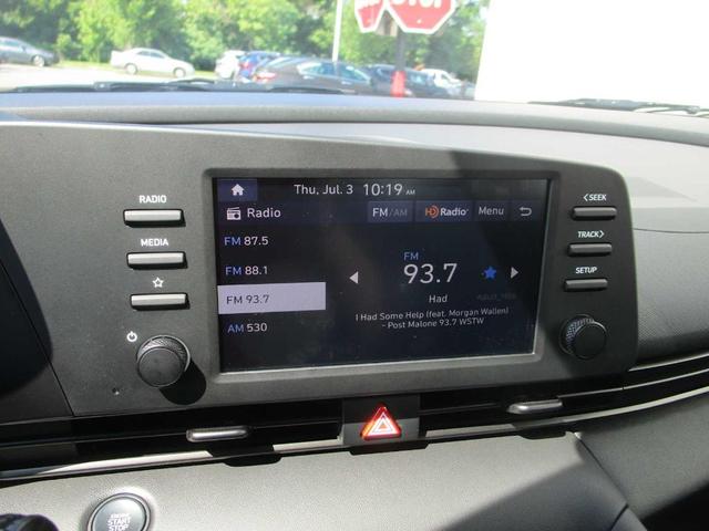 Photo of 2025 Intense Blue Hyundai ELANTRA