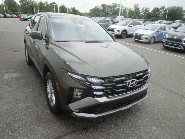 Photo of 2025 Green Hyundai TUCSON