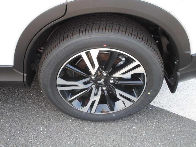 Photo of 2024 White Diamond Mitsubishi Eclipse Cross