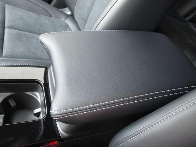 Photo of 2024 White Diamond Mitsubishi Eclipse Cross