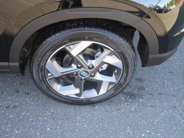Photo of 2026 Onyx Black Hyundai VENUE