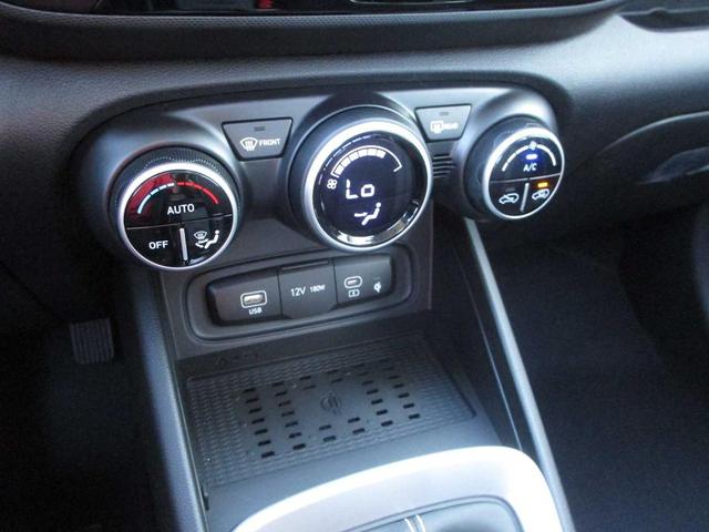 Photo of 2026 Onyx Black Hyundai VENUE