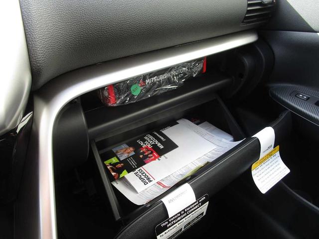 Photo of 2025 White Diamond Mitsubishi Eclipse Cross
