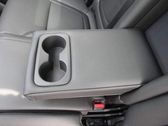 Photo of 2025 Serenity White Pearl Hyundai TUCSON