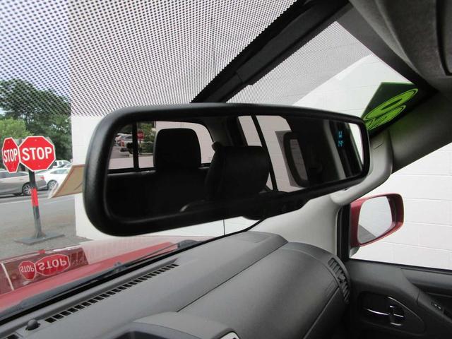 Photo of 2020 Red Nissan Frontier
