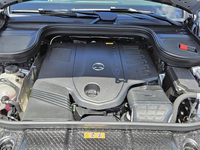 Photo of 2025  Mercedes-Benz GLS 450