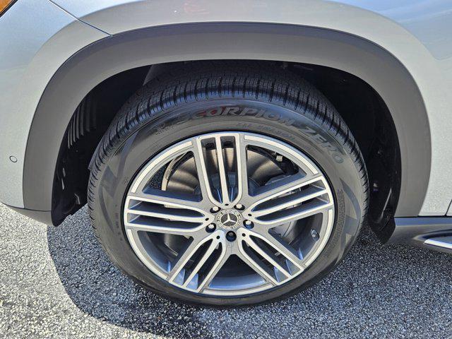Photo of 2025  Mercedes-Benz GLS 450