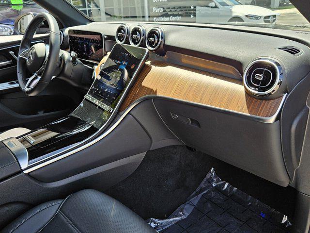 Photo of 2025 Black Mercedes-Benz GLC 300