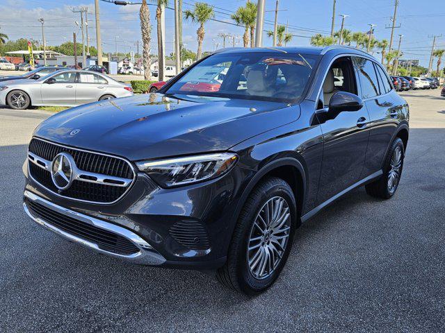 Photo of 2025  Mercedes-Benz GLC 300