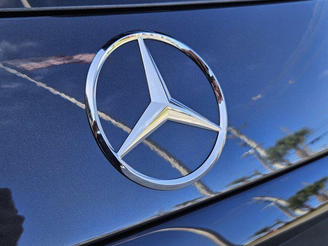Photo of 2025  Mercedes-Benz GLC 300