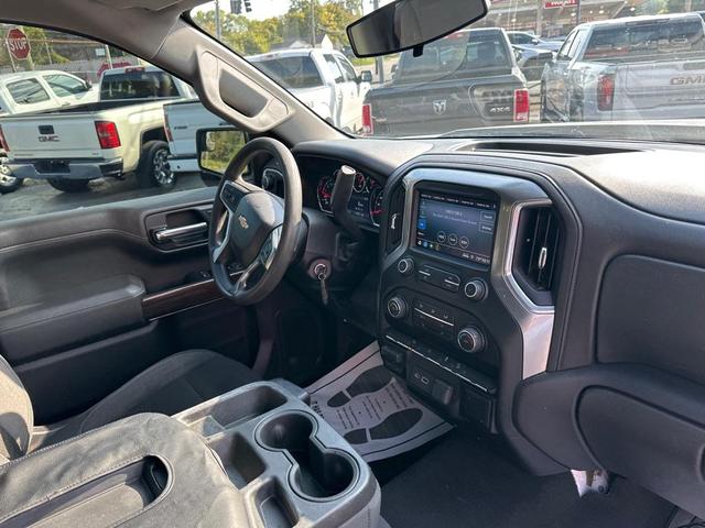 Photo of 2019 WHITE Chevrolet Silverado 1500