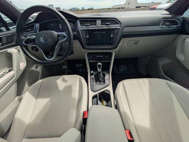 Photo of 2024 Deep Black Pearl Effect Volkswagen Tiguan