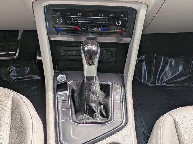 Photo of 2024 Deep Black Pearl Effect Volkswagen Tiguan