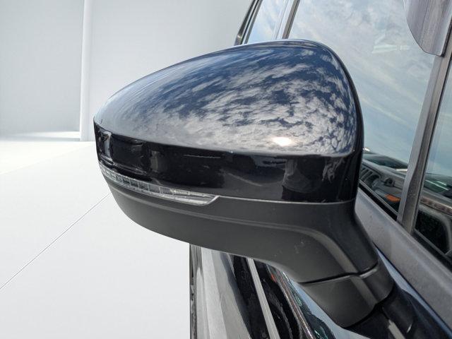 Photo of 2024 Deep Black Pearl Effect Volkswagen Tiguan