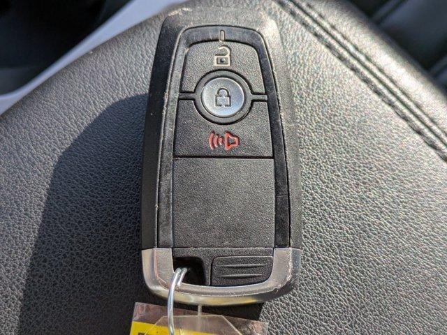 Photo of 2023 Atlas Blue Ford Edge