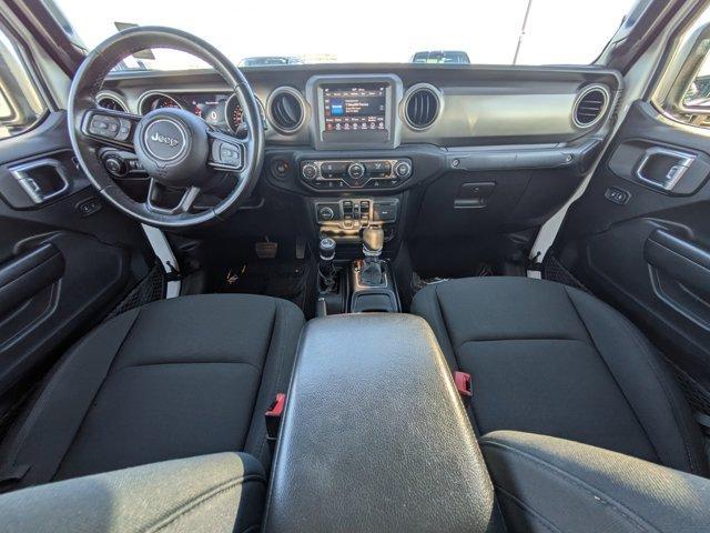 Photo of 2021 Bright White Clearcoat Jeep Gladiator