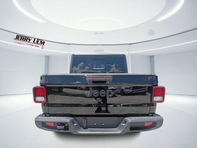 Photo of 2025 Black Clearcoat Jeep Gladiator