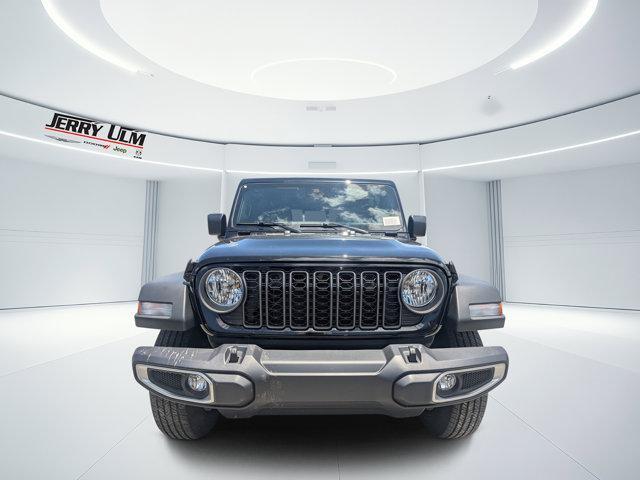 Photo of 2025 Black Clearcoat Jeep Gladiator