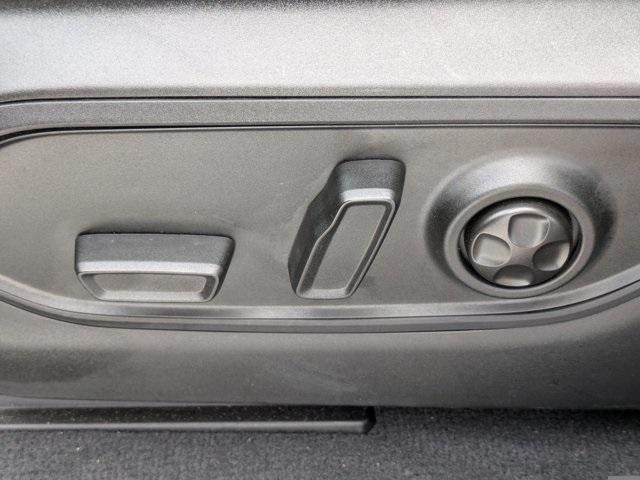 Photo of 2022 Metallic Jeep Grand Cherokee 4xe