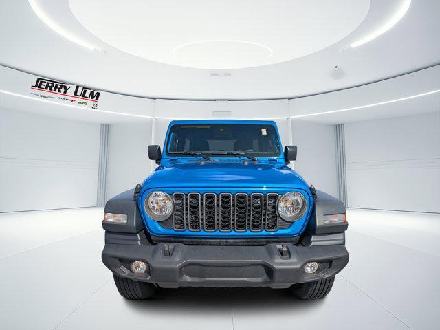 Photo of 2025 Hydro Blue Pearlcoat Jeep Wrangler