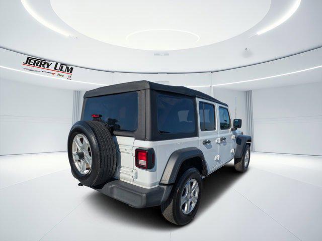 Photo of 2021 Bright White Clearcoat Jeep Wrangler Unlimited
