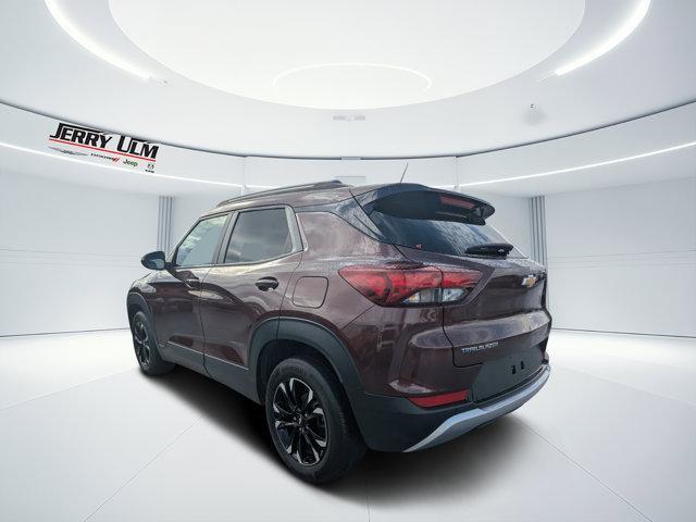 Photo of 2023 Mahogany Red Metallic Chevrolet Trailblazer