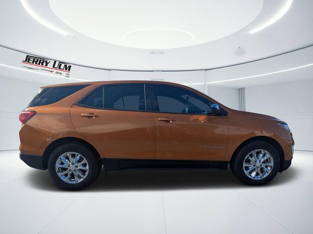 Photo of 2018 Orange Burst Metallic Chevrolet Equinox