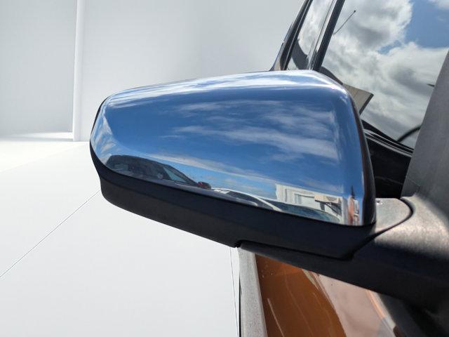 Photo of 2018 Orange Burst Metallic Chevrolet Equinox