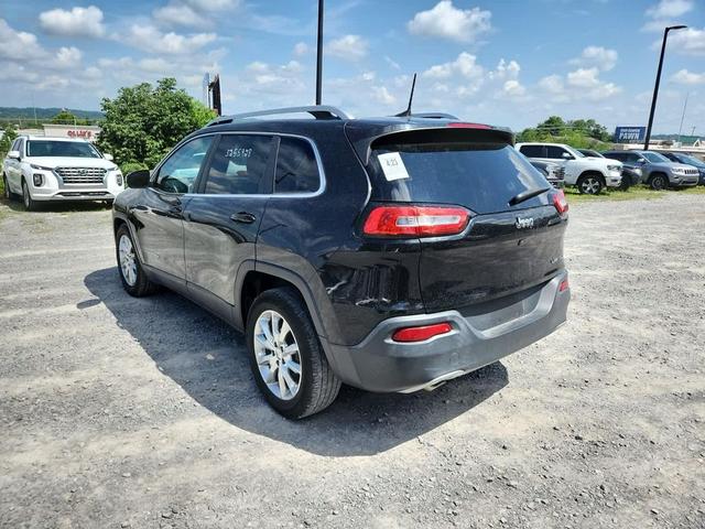 Photo of 2016 Brilliant Black Crystal Pearlcoat Jeep Cherokee
