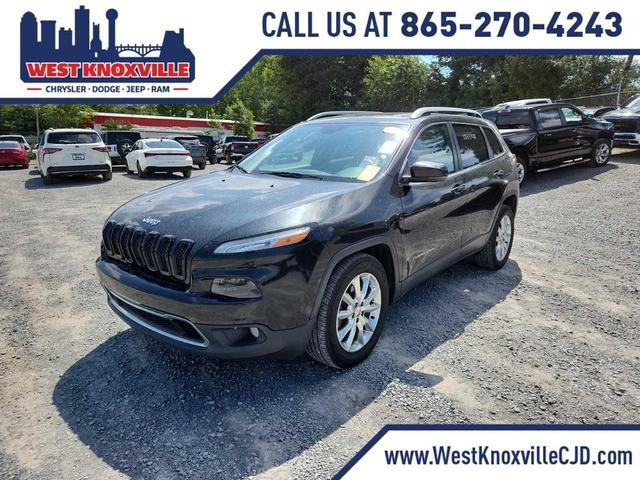 Photo of 2016 Brilliant Black Crystal Pearlcoat Jeep Cherokee