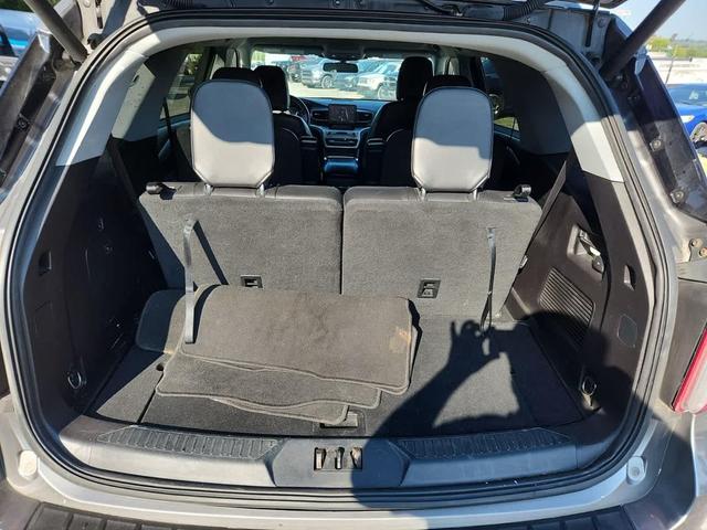 Photo of 2021 Carbonized Gray Metallic Ford Explorer