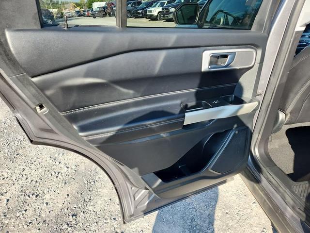 Photo of 2021 Carbonized Gray Metallic Ford Explorer