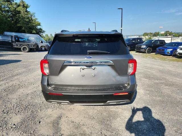 Photo of 2021 Carbonized Gray Metallic Ford Explorer