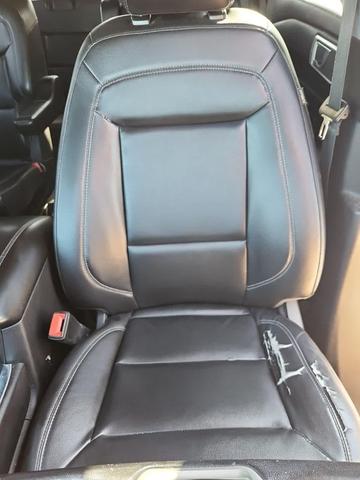 Photo of 2021 Carbonized Gray Metallic Ford Explorer