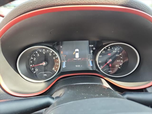 Photo of 2020 Redline Pearlcoat Jeep Compass