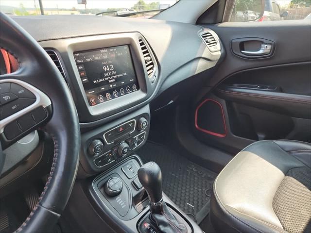 Photo of 2020 Redline Pearlcoat Jeep Compass