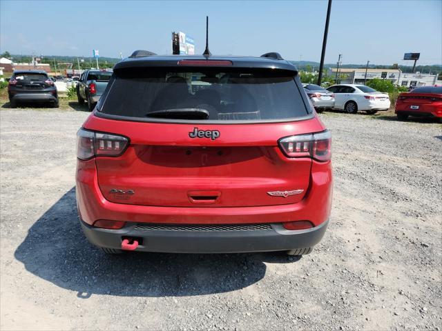 Photo of 2020 Redline Pearlcoat Jeep Compass