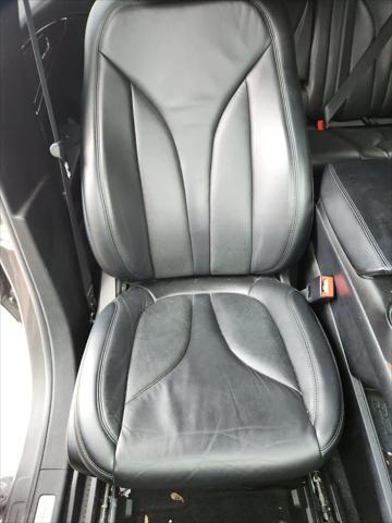 Photo of 2019 Magnetic Gray Metallic Lincoln Nautilus