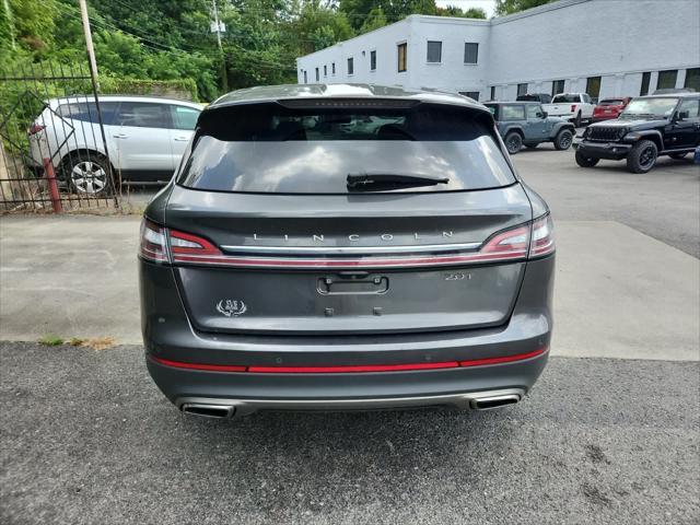 Photo of 2019 Magnetic Gray Metallic Lincoln Nautilus